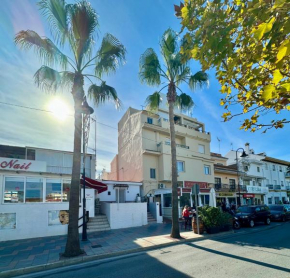 CASA EN PLENO CENTRO DE LA CALA DE MIJAS by Holidays2Rent